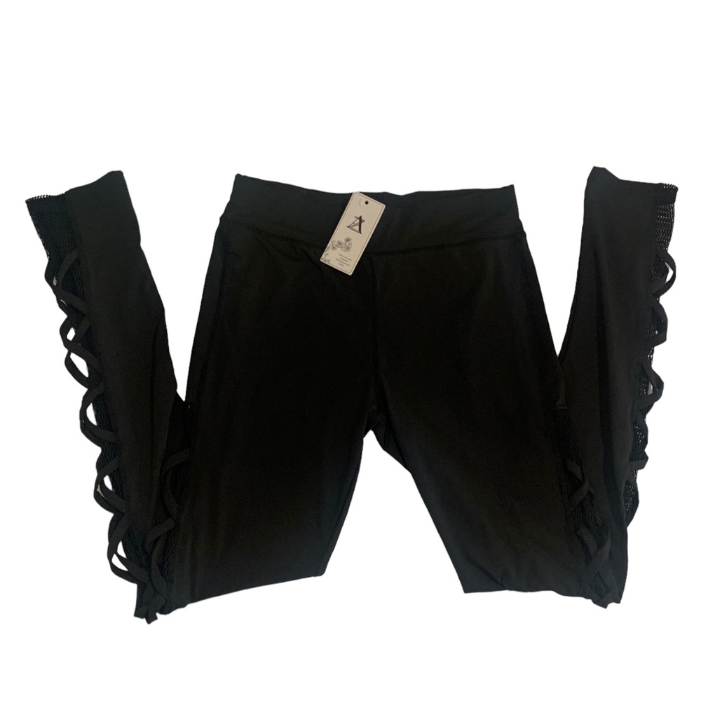 NWT Black Crisscross Mesh Leggings-Size L/XL - Picture 2 of 15
